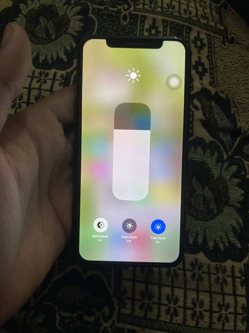 Apple iPhone X 3