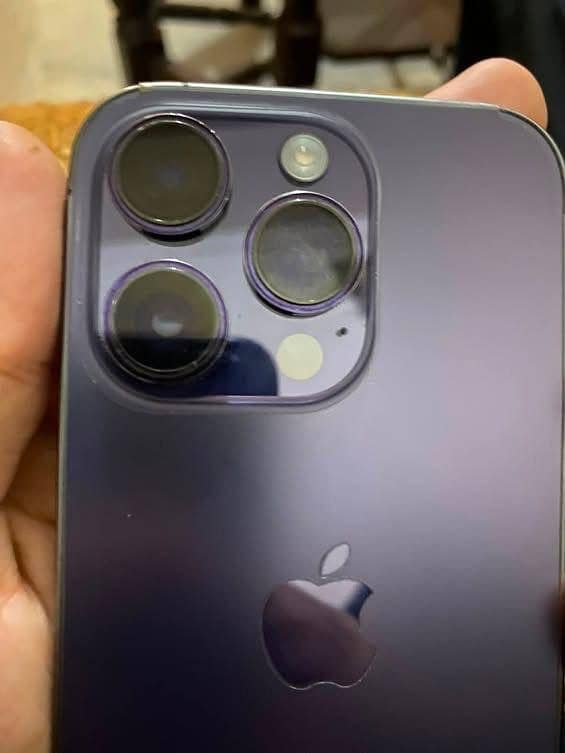Apple iPhone 14 Pro 1