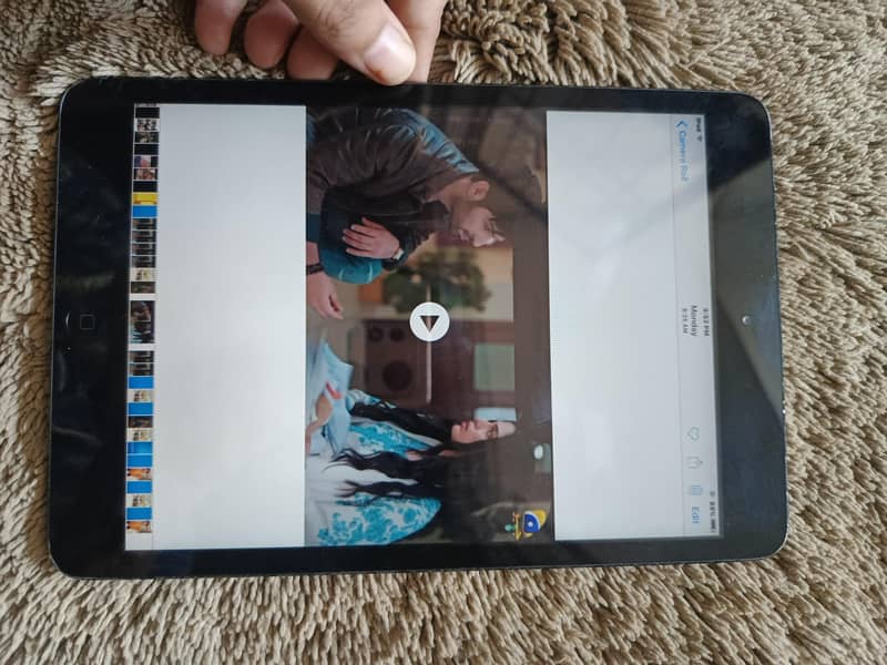 Ipad model  /A1432 8month use 3