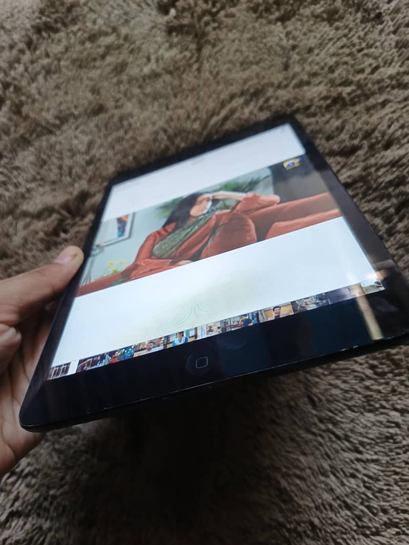Ipad model  /A1432 8month use 4