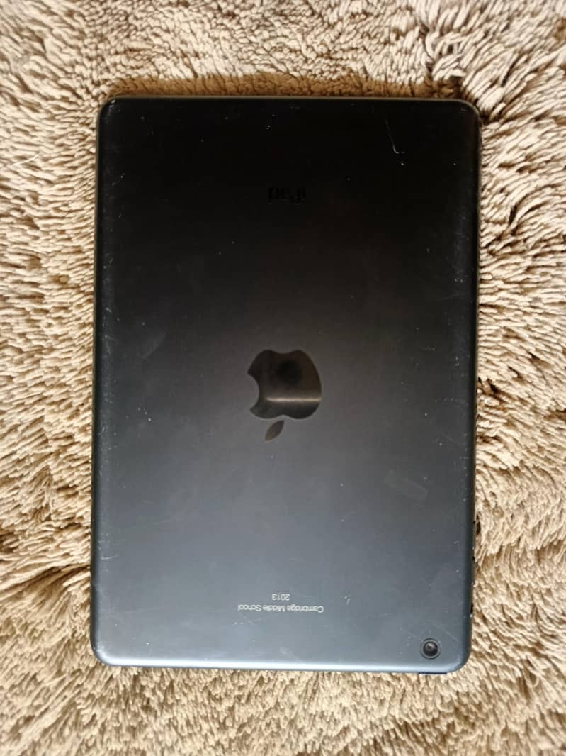 Ipad model  /A1432 8month use 12