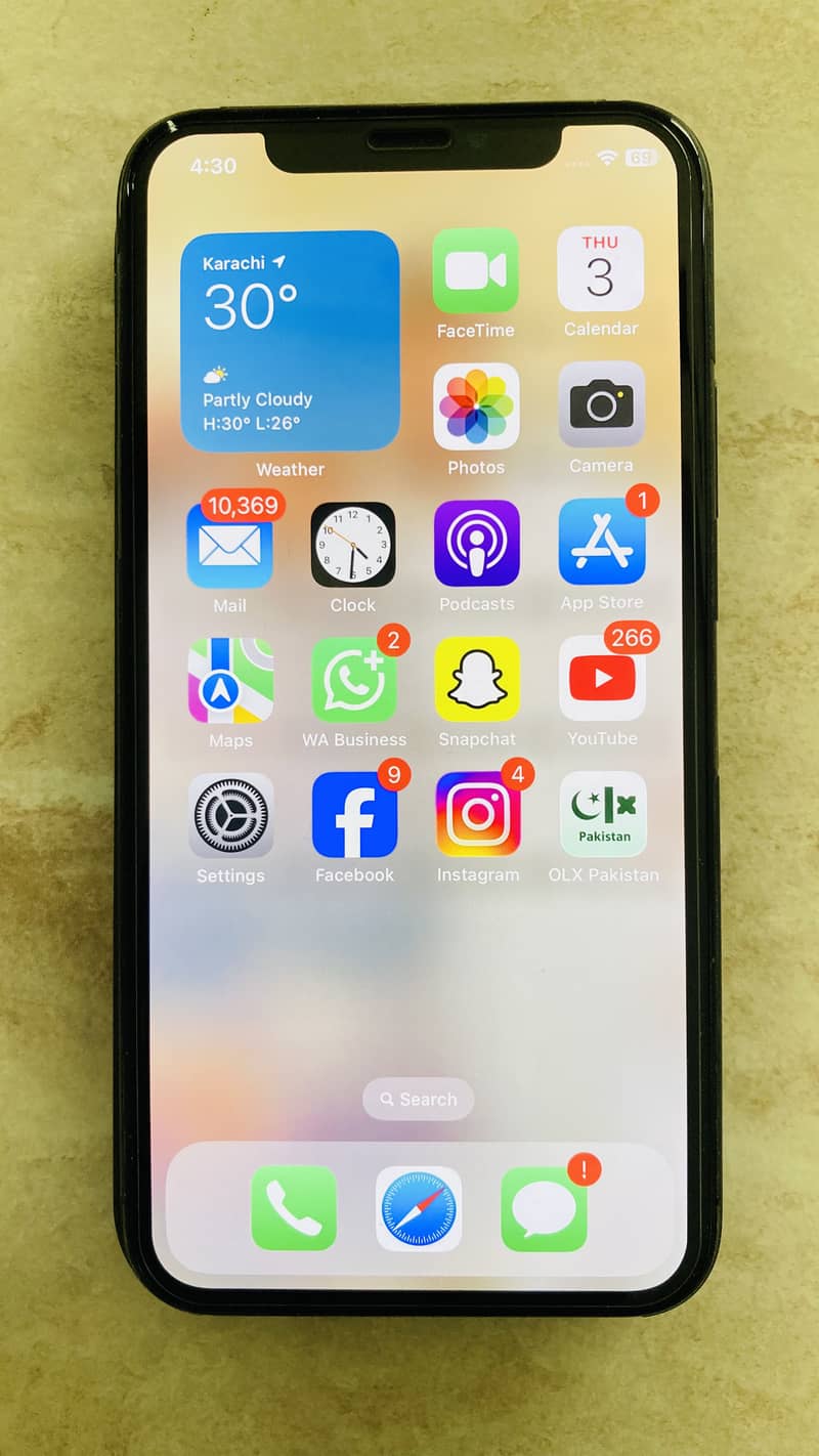 Apple iPhone X 3