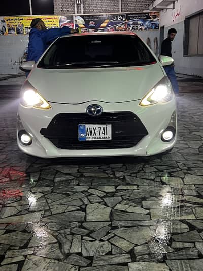 Toyota Aqua 2016