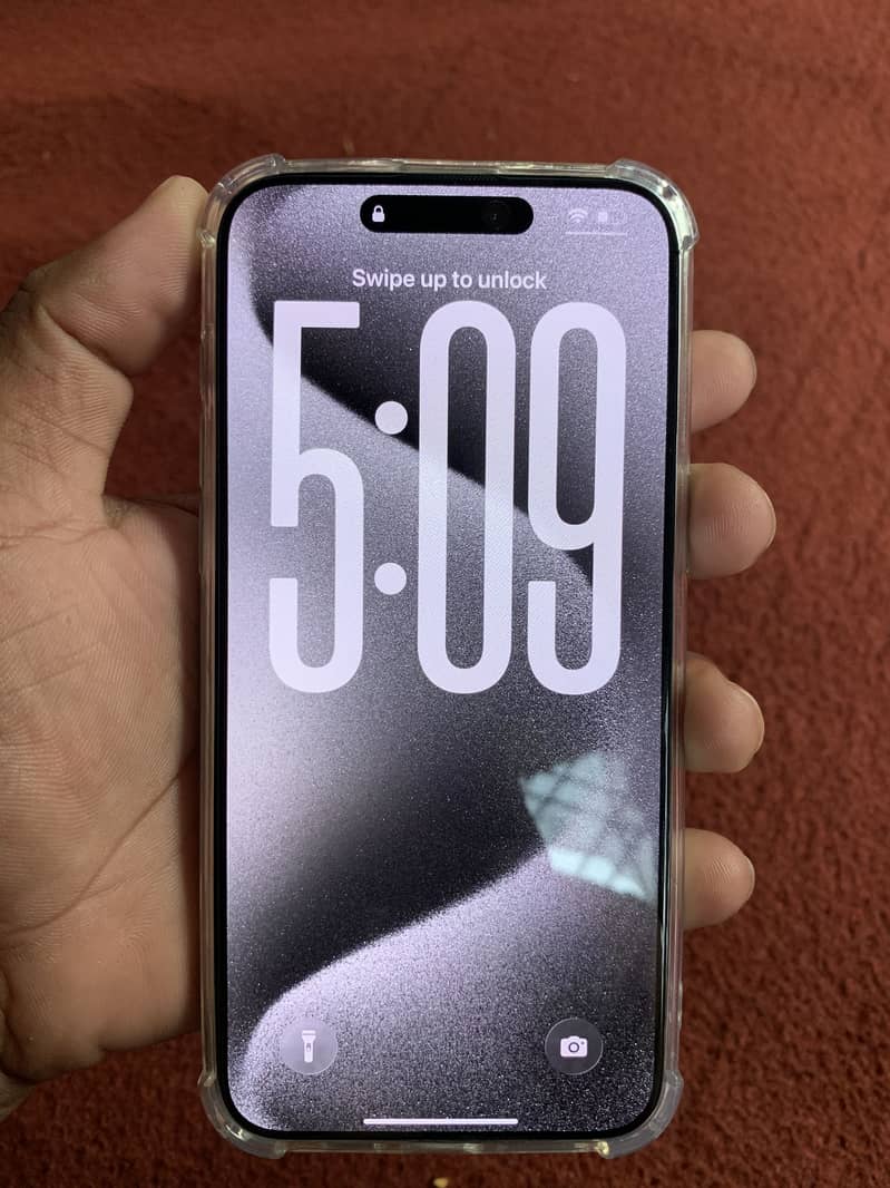 Apple iPhone 15 Pro Max 3