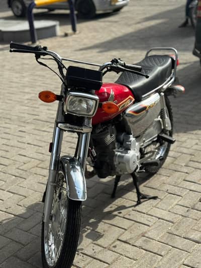 HONDA CG125 special edition silver (urgent sale)