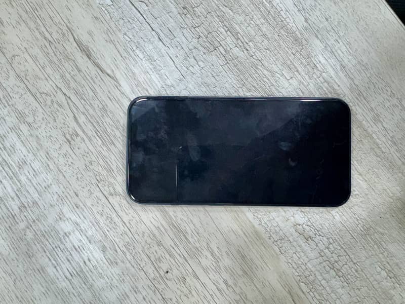 Apple iPhone 13 6