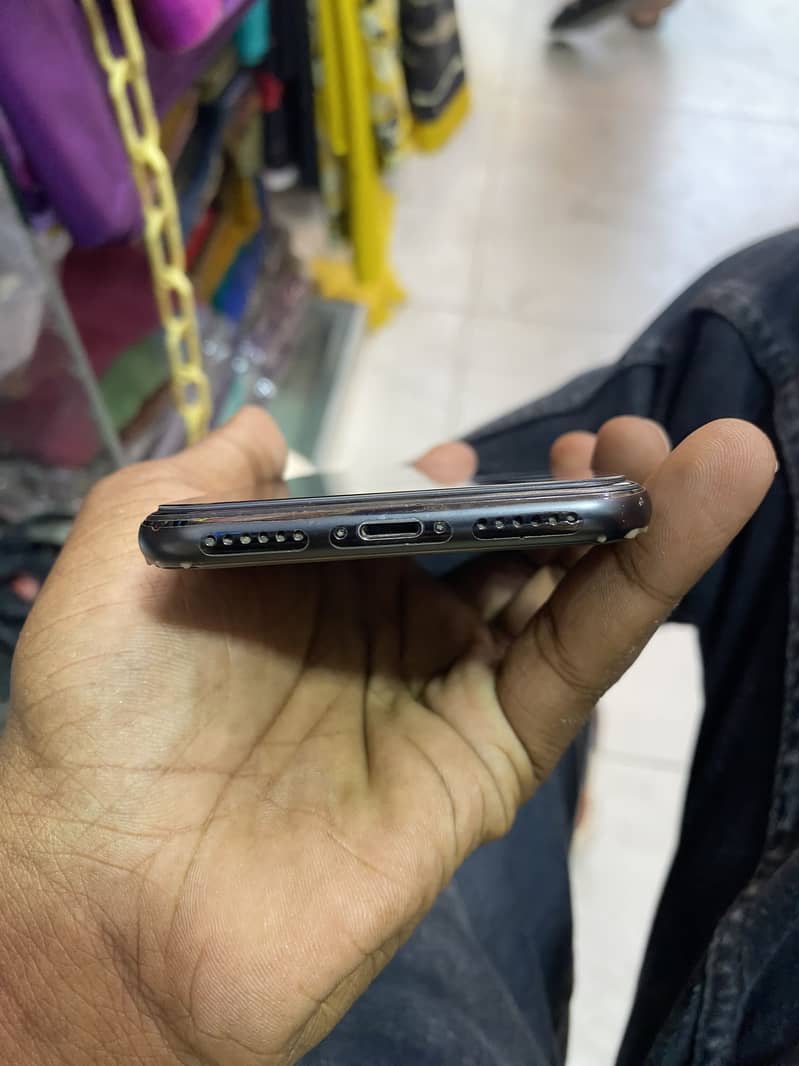 Apple iPhone X 1