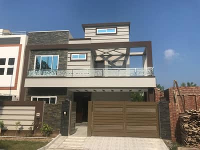 10 Marla House Available For Rent B Block Hot Location