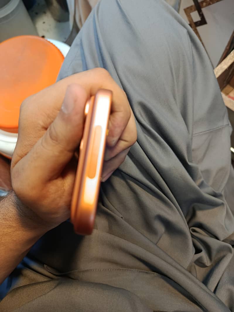Apple iPhone 17 Pro Max 1
