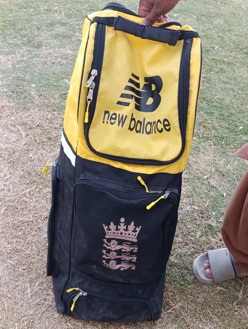 Extremely Cheap Cricket kit 0