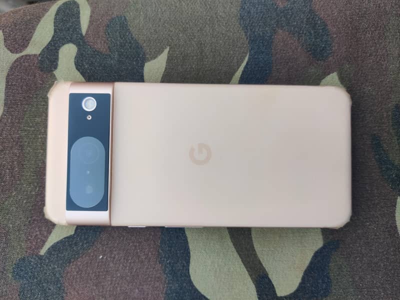 Google Pixel 8 1