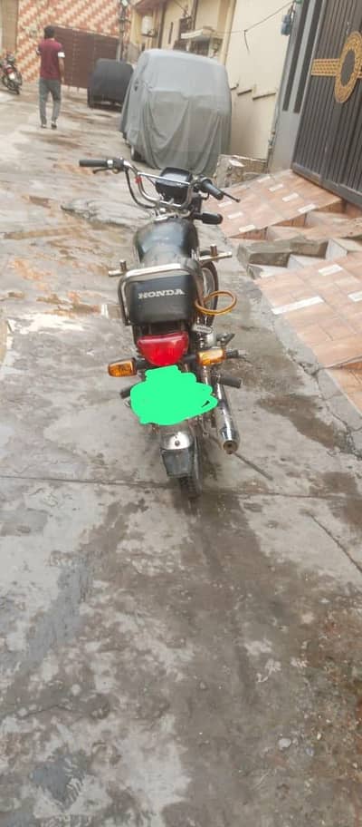 Power 70cc motorbike. . .