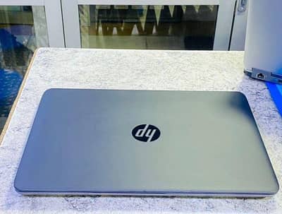 HP ELITBOOK 850