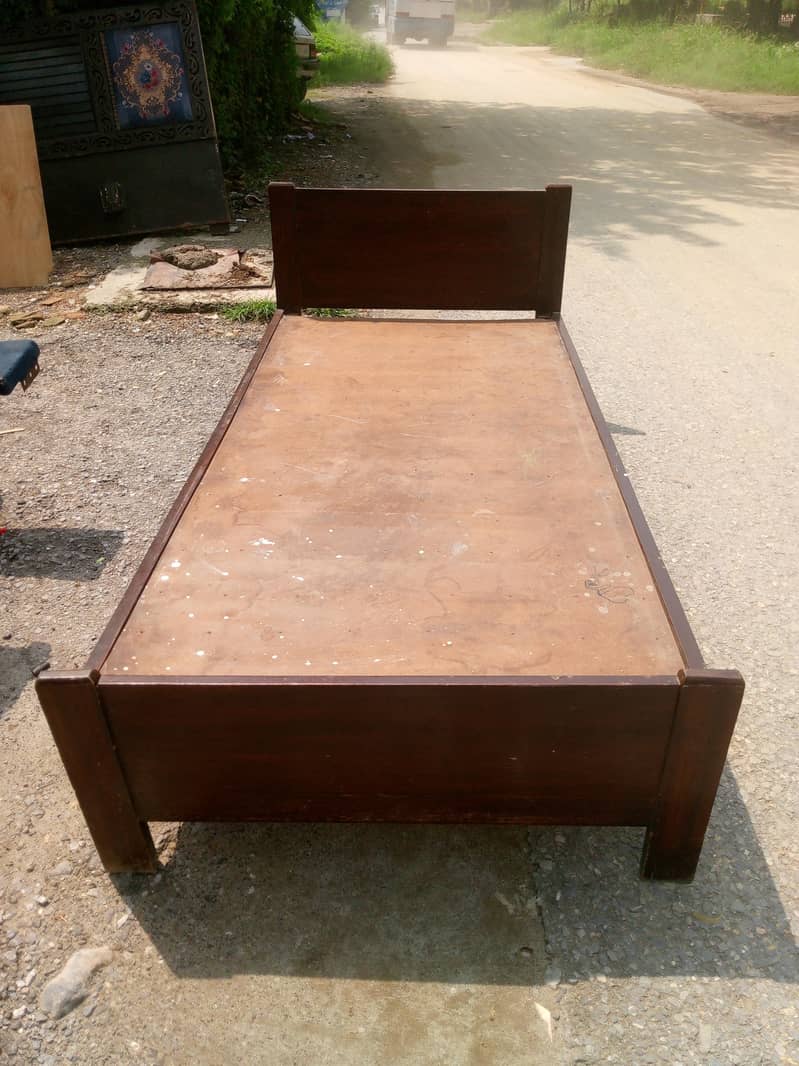 Single Bed 0