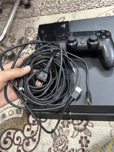 Ps4 fat jailbreak all okay no open no repair with original controller