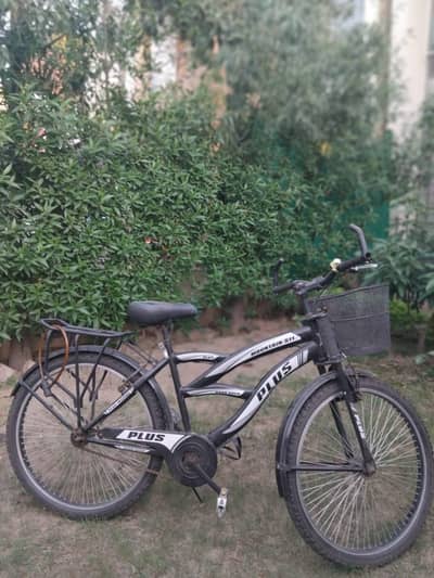 Cycle for sale used only 3 weeks need to sell in urgently. . . big size