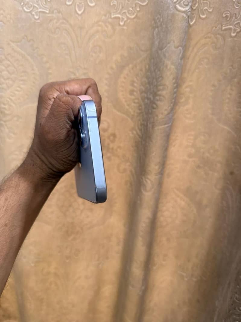 Apple iPhone 14 plus 3