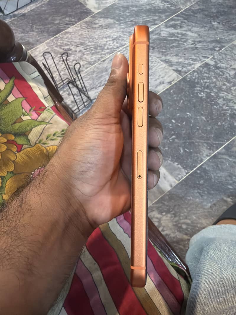 Apple iPhone 17 Pro Max 2