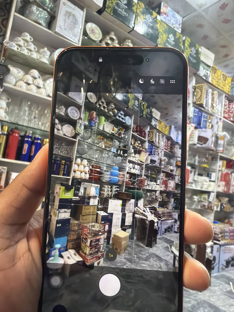 Apple iPhone 17 Pro Max 4