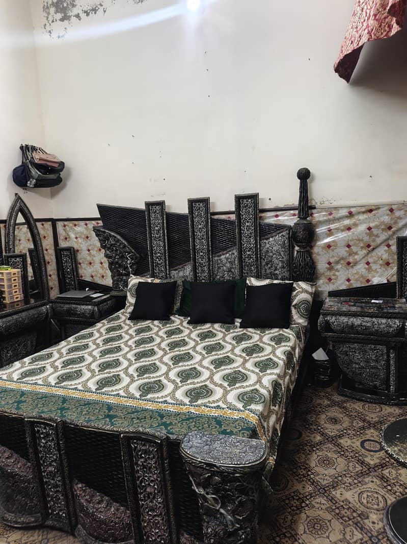 King Size Bed 5