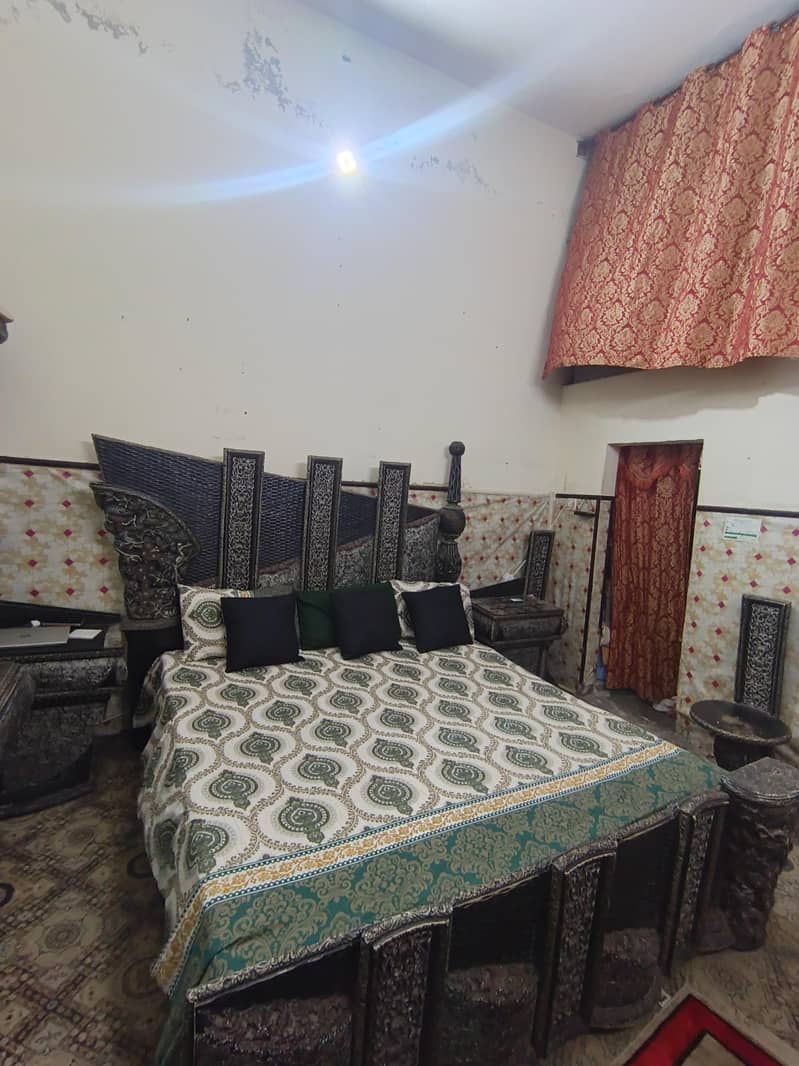 King Size Bed 6