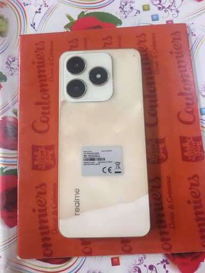 Realme C61