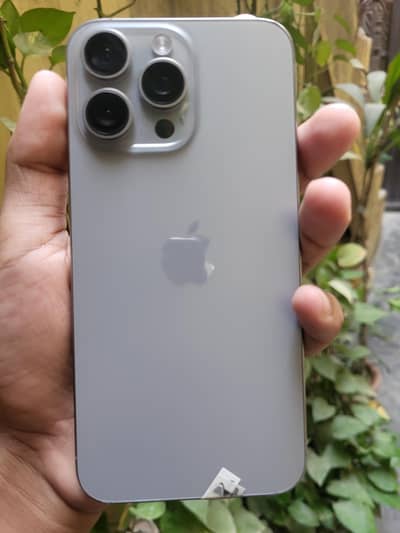 Apple iPhone 15 Pro Max Factory Unlock