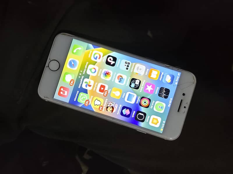 Apple iPhone 8 2