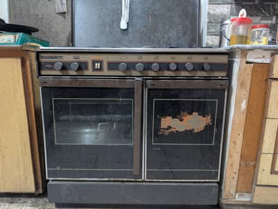 Ambassador cooking range 5 burners