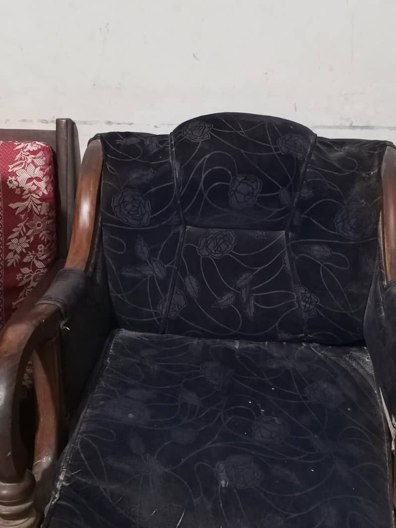 SOFA FOR SELL 2