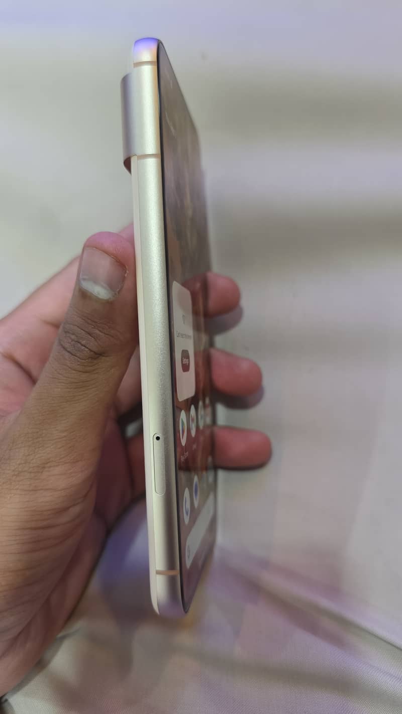 Google Pixel 8 2