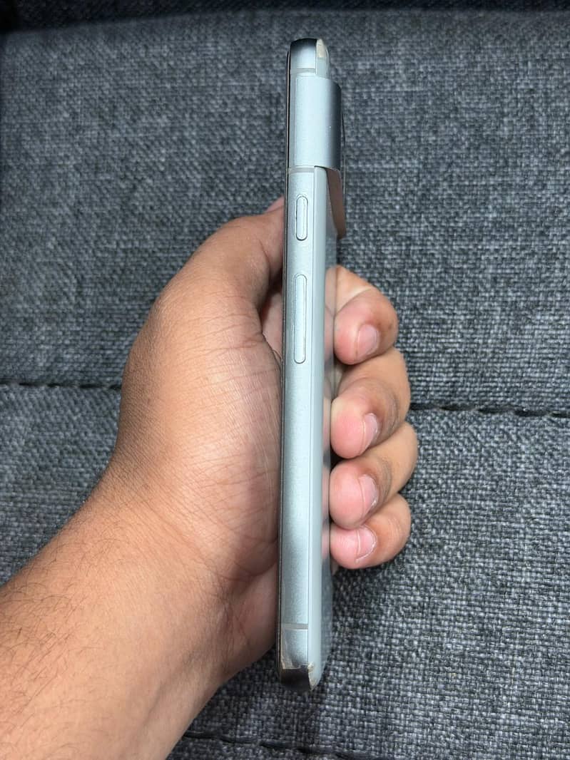 google pixel 8 10/10 condition 3