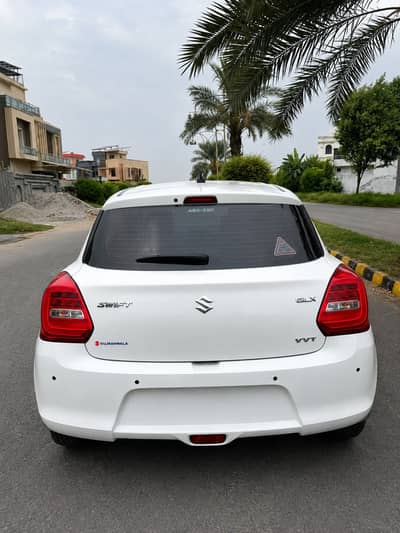 Suzuki Swift VLX CVT