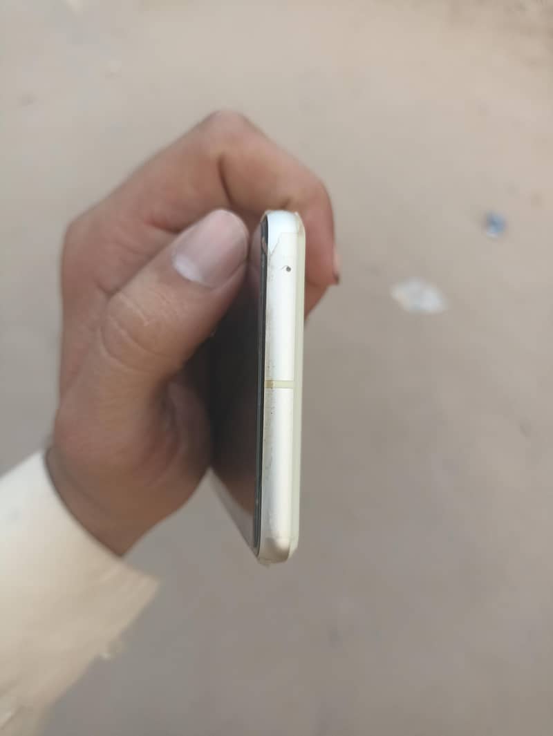 Google Pixel 7. 2
