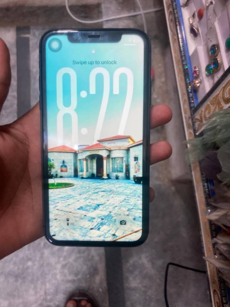 Apple iPhone 11 0