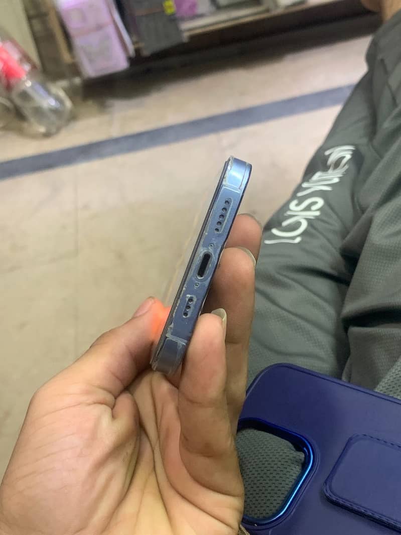 Apple iPhone 13 Pro 6