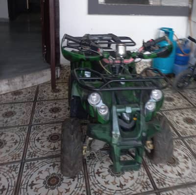 almost new quad bike 4 wheeler very good condition