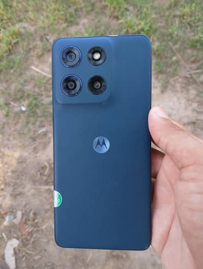 Motorola Moto G Stylus 2025 sim locked genuine sealed condition