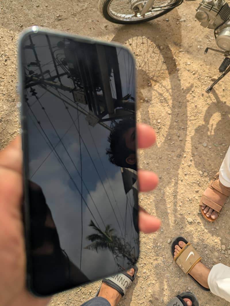 Apple iPhone 13 Pro 2