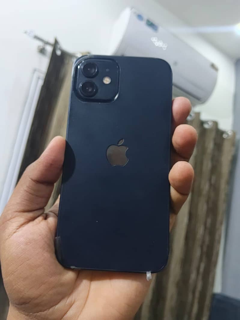 Apple iPhone 12 0