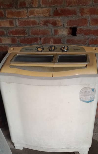 Washing Machine For Sale – Kenwood Cyclone  Machine overall bilkul t