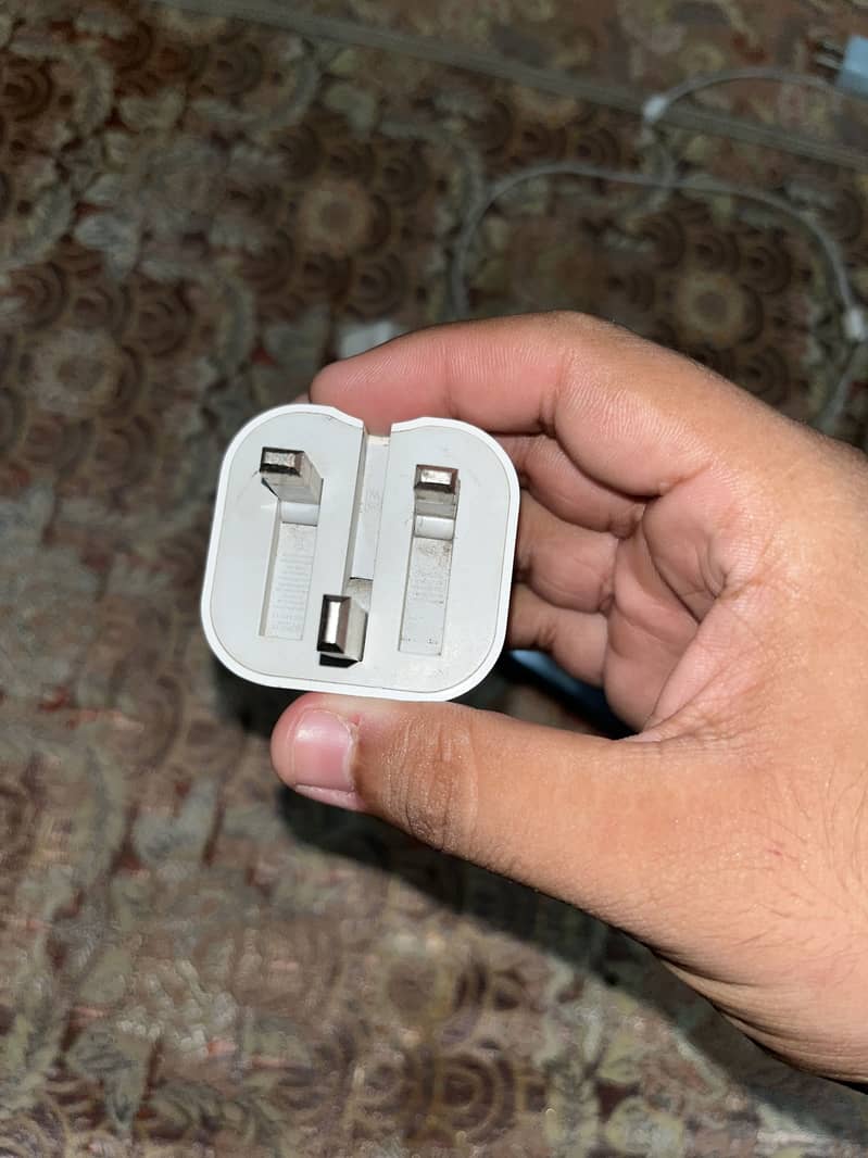 Apple iPhone 13 8