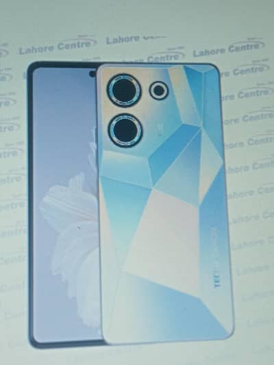 Tecno CAMON 20