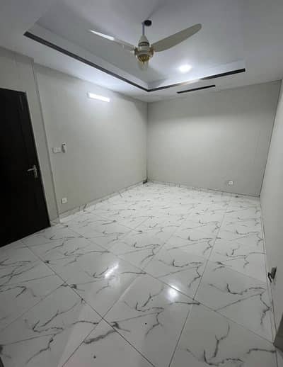 2 Bhk Non furnished apartment Available for Rent