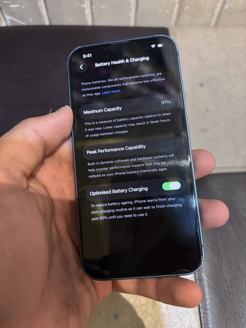 Apple iPhone 13 3