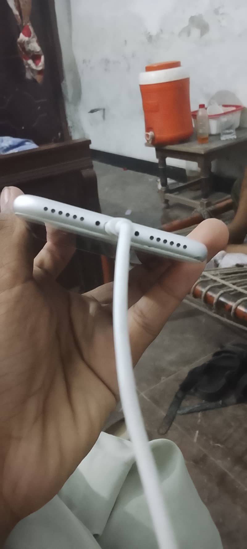 Apple iPhone 7 0