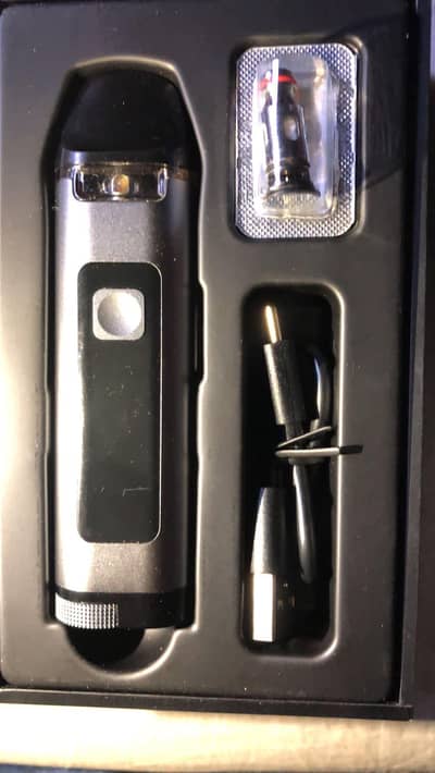 UWELL CROWN D POD WITH BOX AND 1COIL