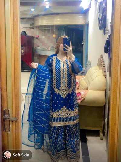 1 time use dress good condition 10/10