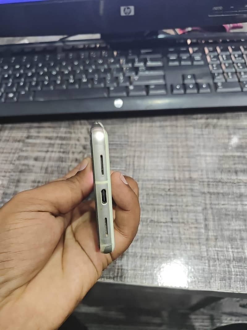 Google Pixel 7 2