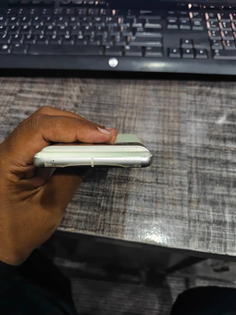 Google Pixel 7 3